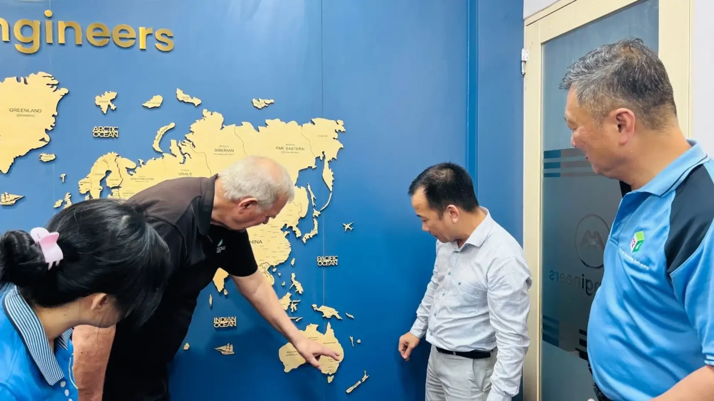 Representatives of 12D Solutions and AXANH discussing technology and collaboration direction