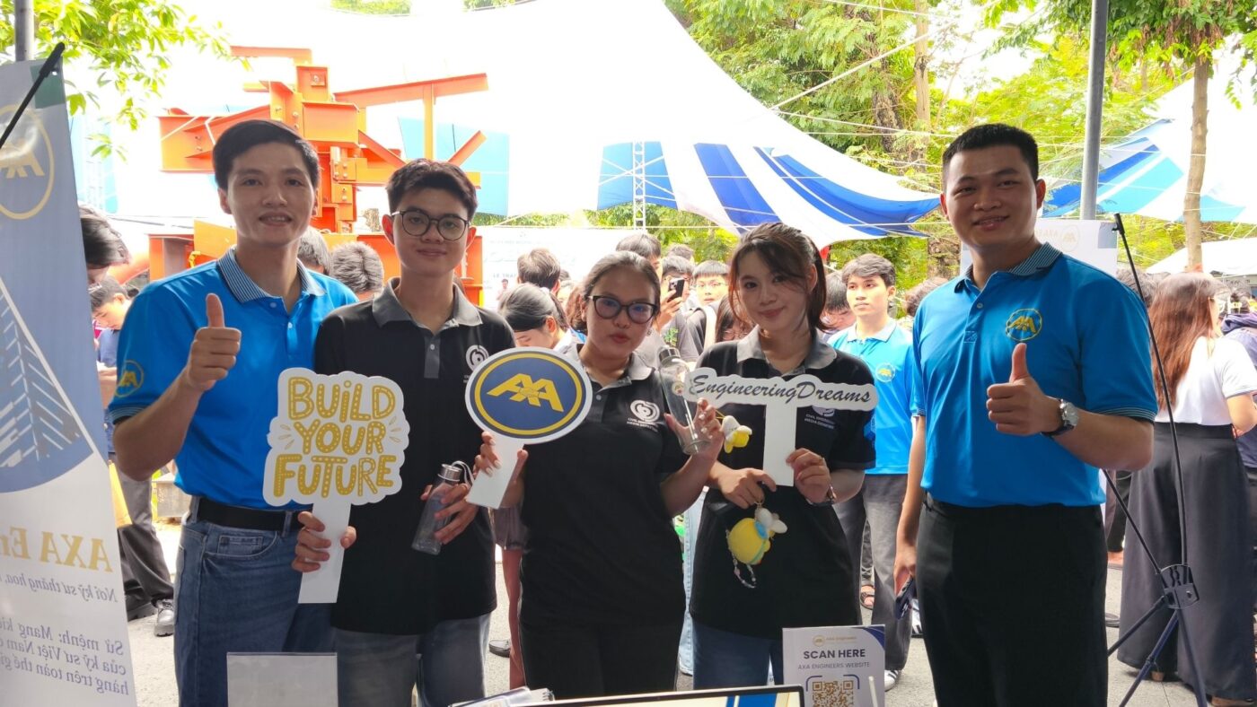 AXANH booth at Bach Khoa Job Fair 2025 attracting students