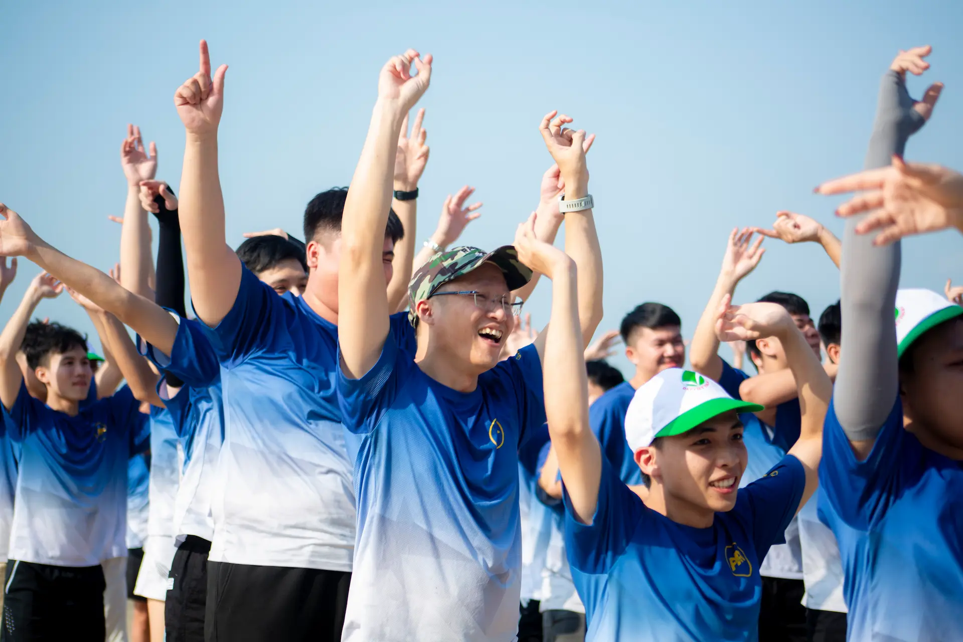 AXANH team members during an outdoor team-building activity