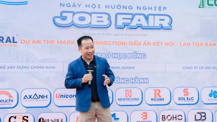 AXANH trao học bổng cho sinh viên Bách Khoa tại Job Fair 2026